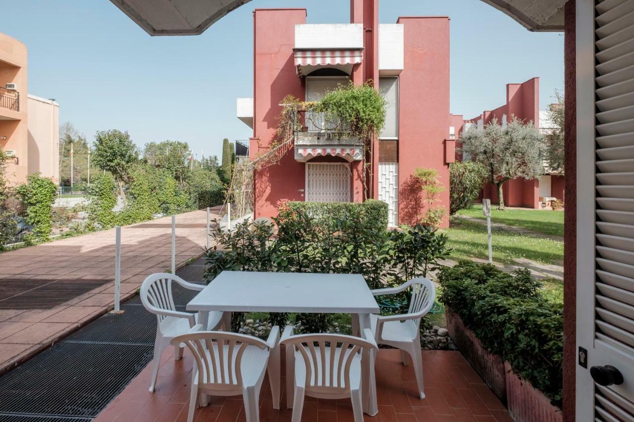 Residence Holiday Sirmione B8 Luaran gambar