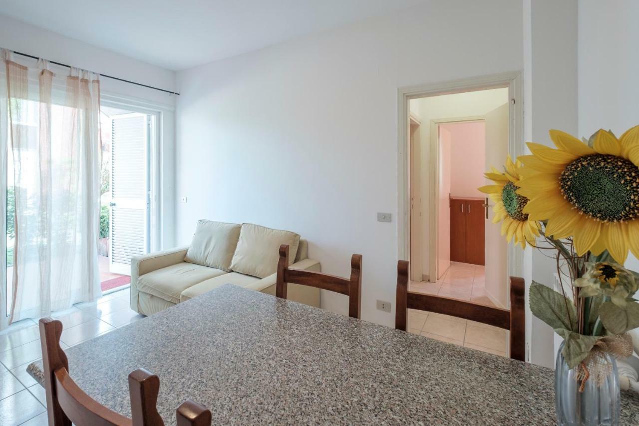 Residence Holiday Sirmione B8 Luaran gambar